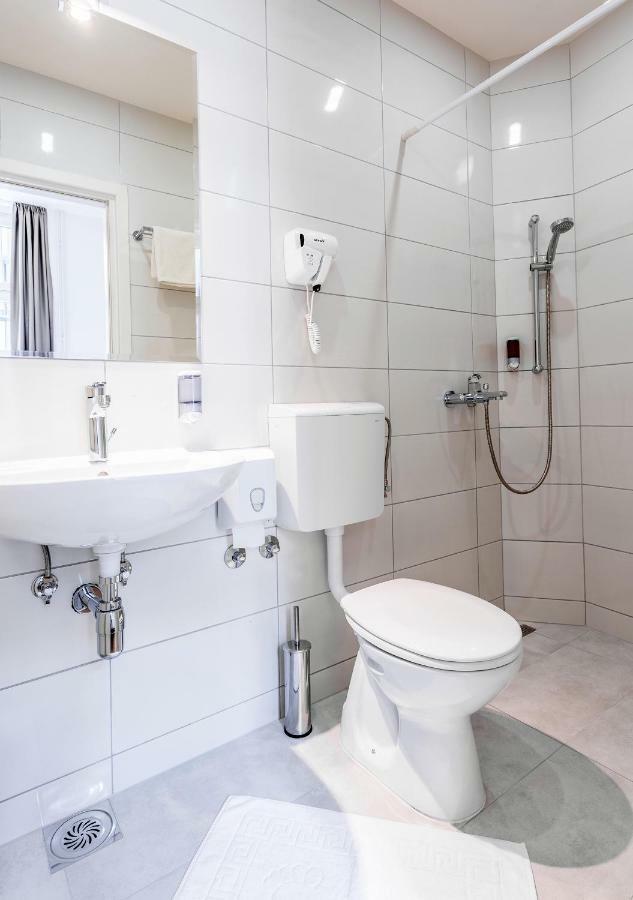 Booking En Suite Belgrad Zewnętrze zdjęcie