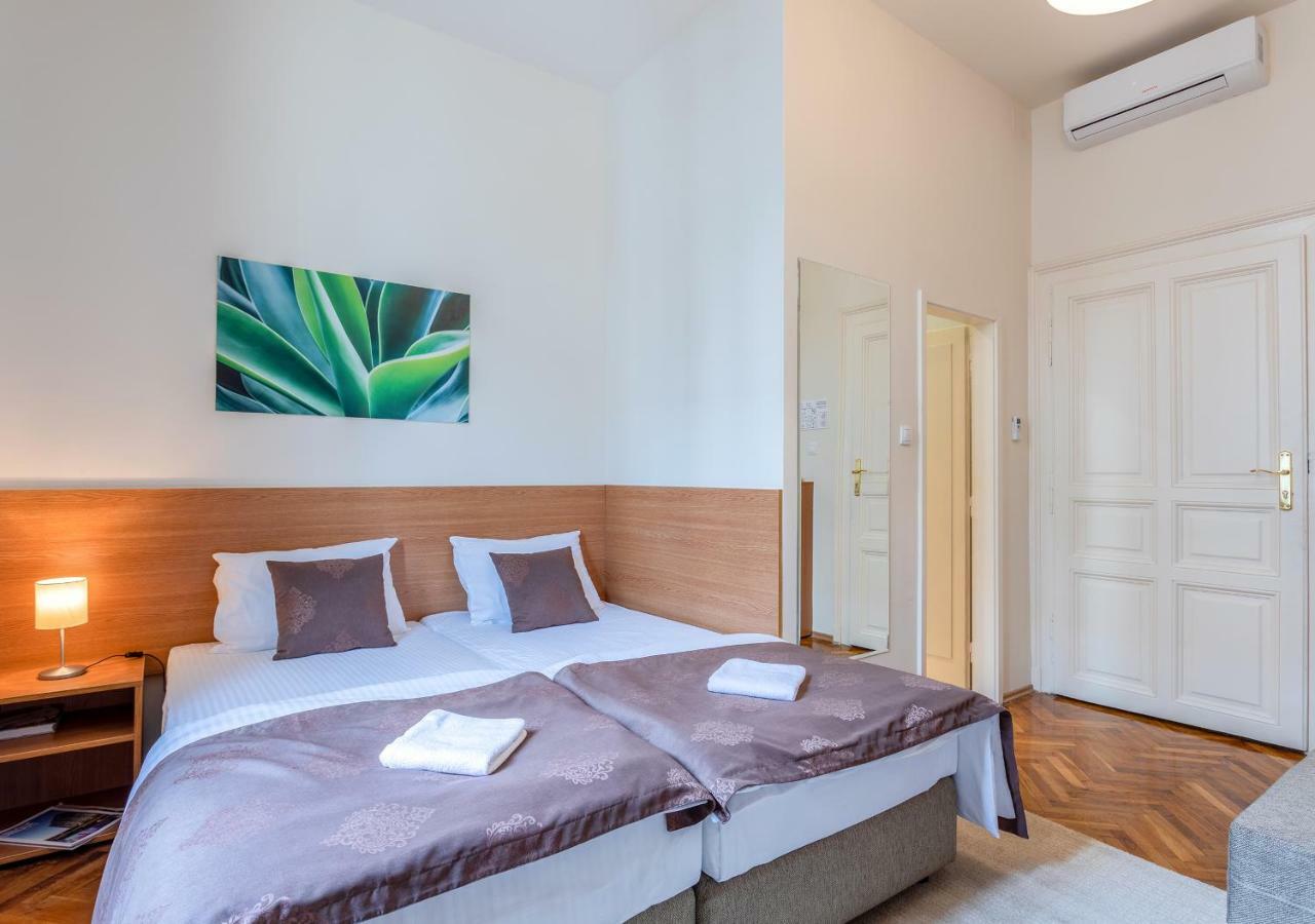 Booking En Suite Belgrad Zewnętrze zdjęcie